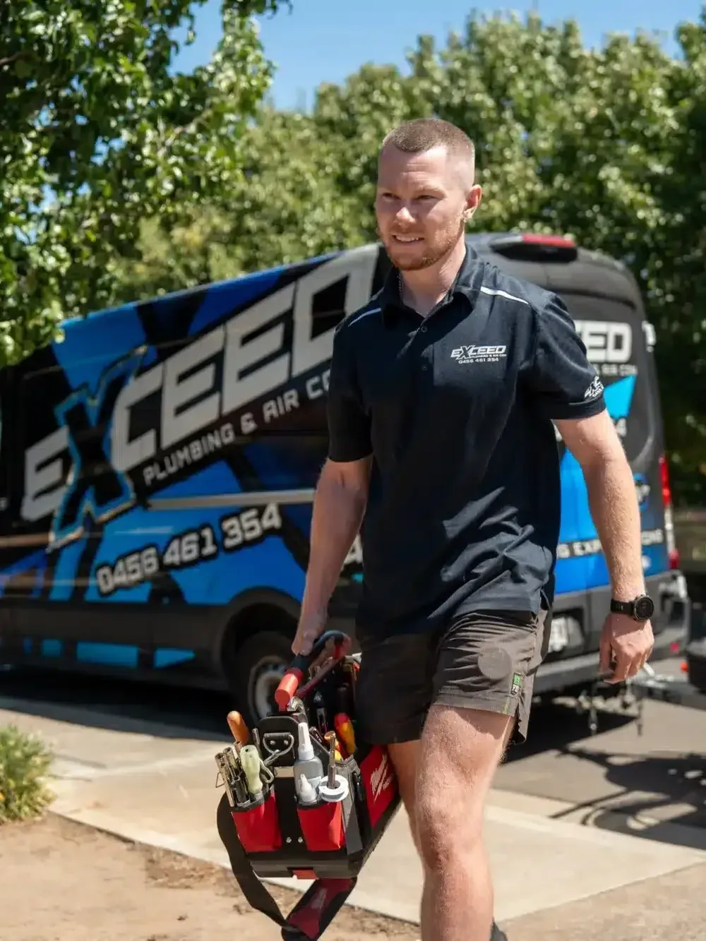 Local plumber arriving at a Pooraka home